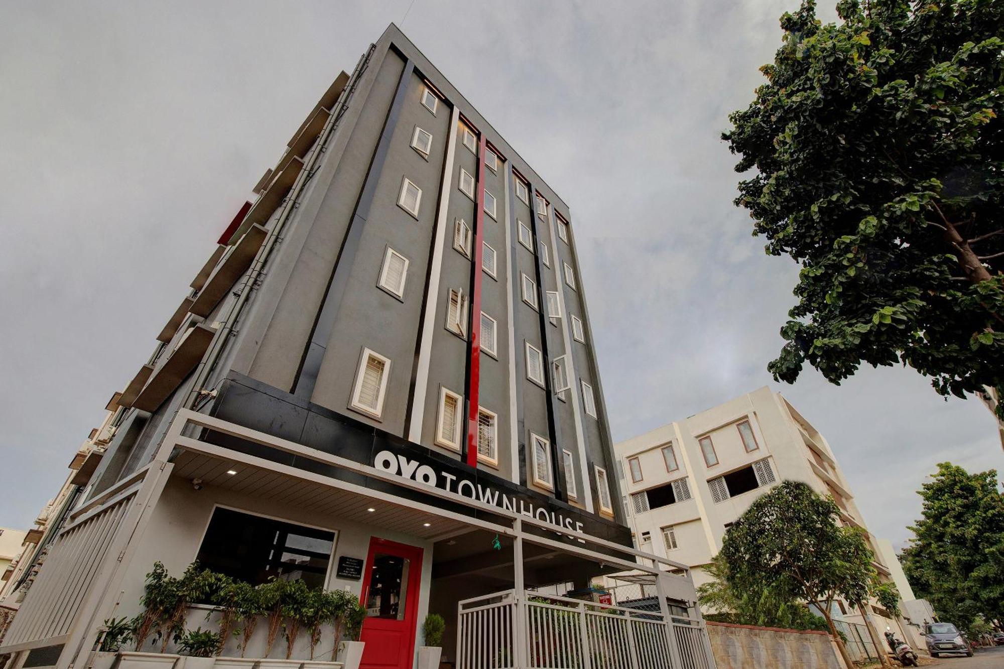 Townhouse Siri Residency Hotel 4*